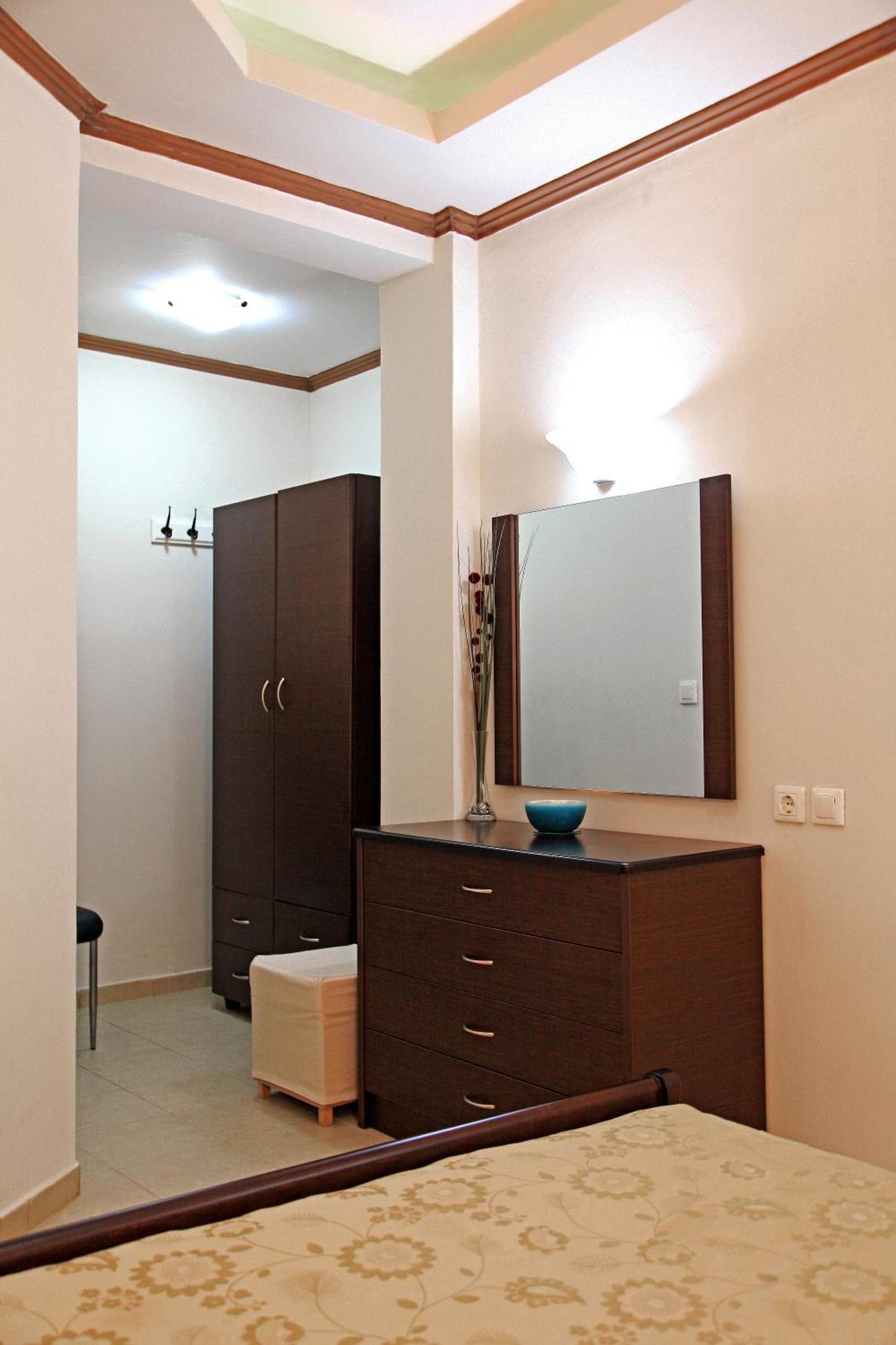 Dionysus Apartments & Suites Ierissós Zimmer foto